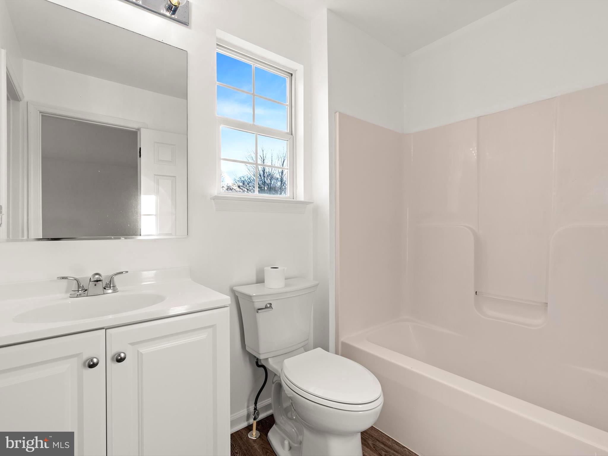 196 Circle Road Pasadena, MD 21122 - Photo 15 of 37 Gallery Image 15