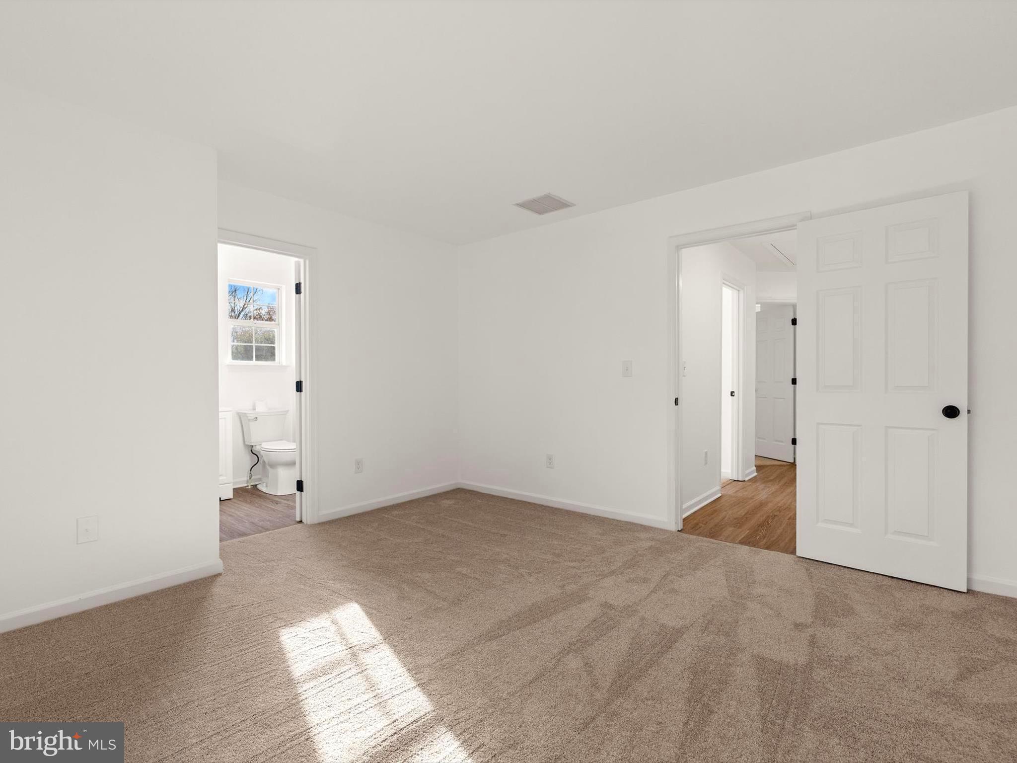 196 Circle Road Pasadena, MD 21122 - Photo 24 of 37 Gallery Image 24