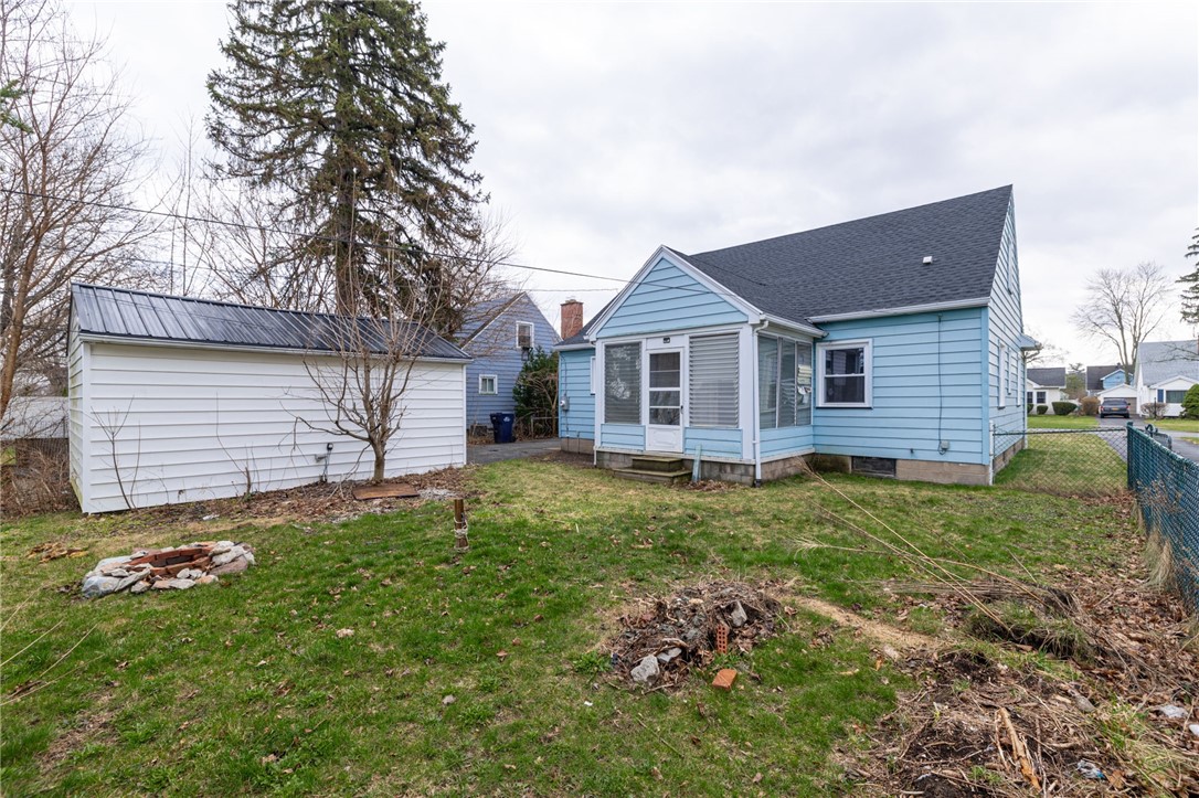 246 Thorndyke Road Irondequoit, NY 14617 - Photo 22 of 27 Backyard