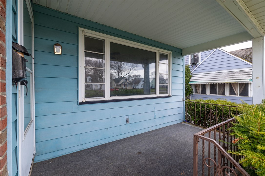246 Thorndyke Road Irondequoit, NY 14617 - Photo 3 of 27 Front porch with overhang