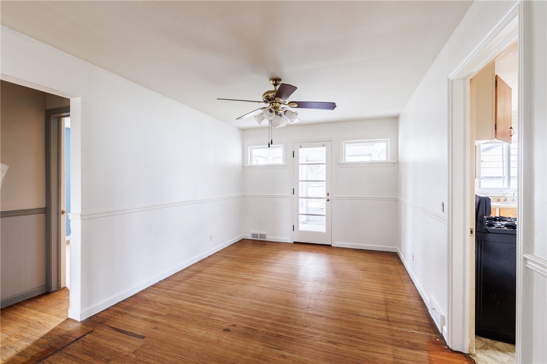 246 Thorndyke Road Irondequoit, NY 14617 - Photo 7 of 27 Dining Room
