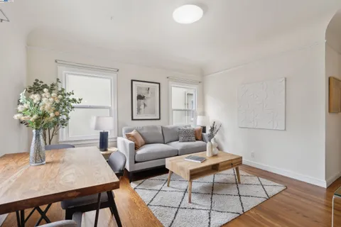 $425,000 | 1438 Lakeshore Avenue, Unit 6, Oakland, CA 94606