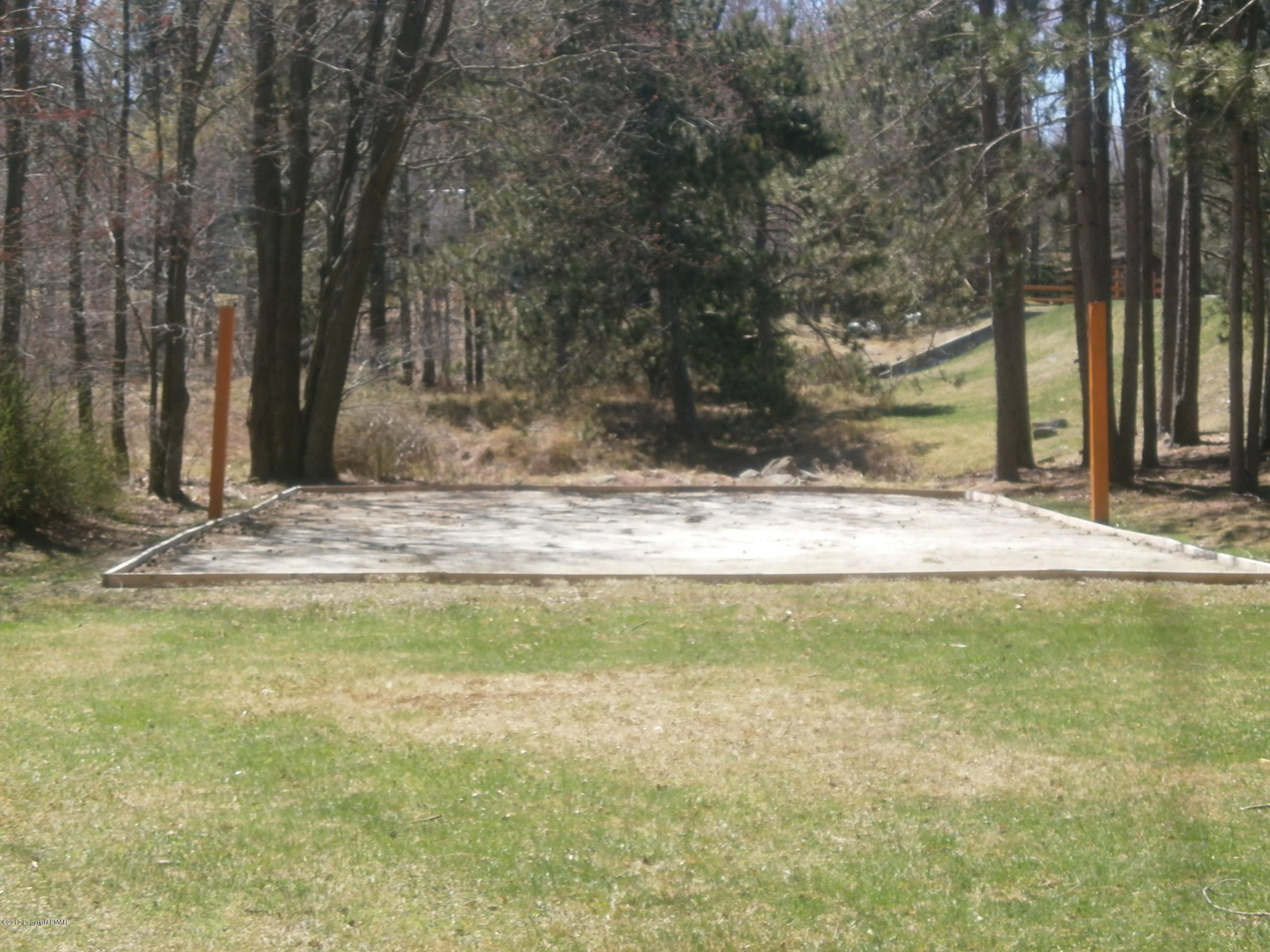 Logger Road Canadensis, PA 18325 - Photo 12 of 16 Volleyball Court
