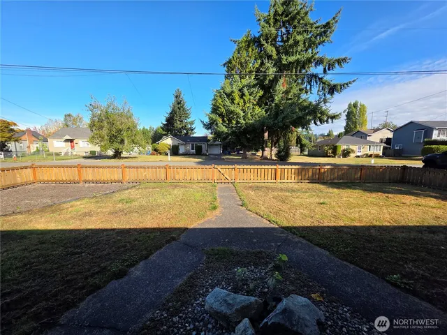 $749,950 | 620 North Street, Monroe, WA 98272