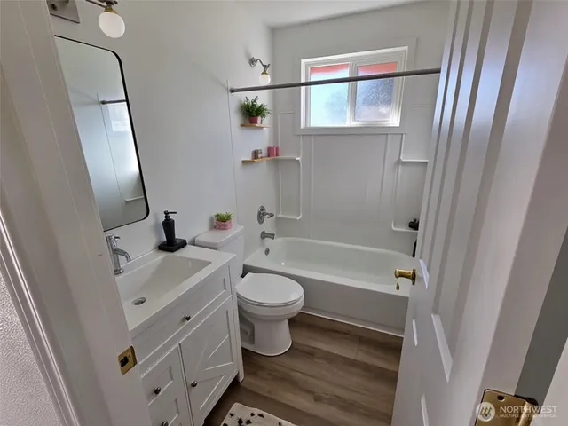 $749,950 | 620 North Street, Monroe, WA 98272