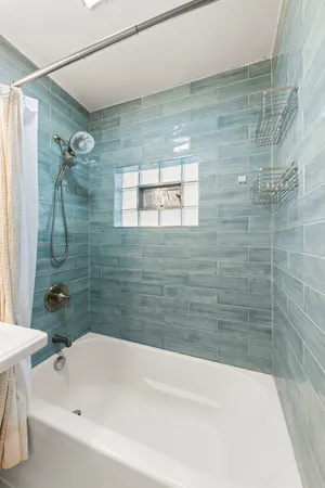 $2,500 | 2852 Scott Street, Franklin Park, IL 60131