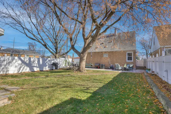 $2,500 | 2852 Scott Street, Franklin Park, IL 60131