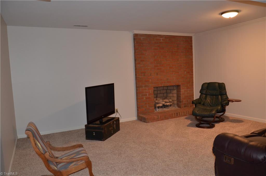1271 Chester Road Winston-Salem, NC 27104 - Photo 19 of 30 Gallery Image 19