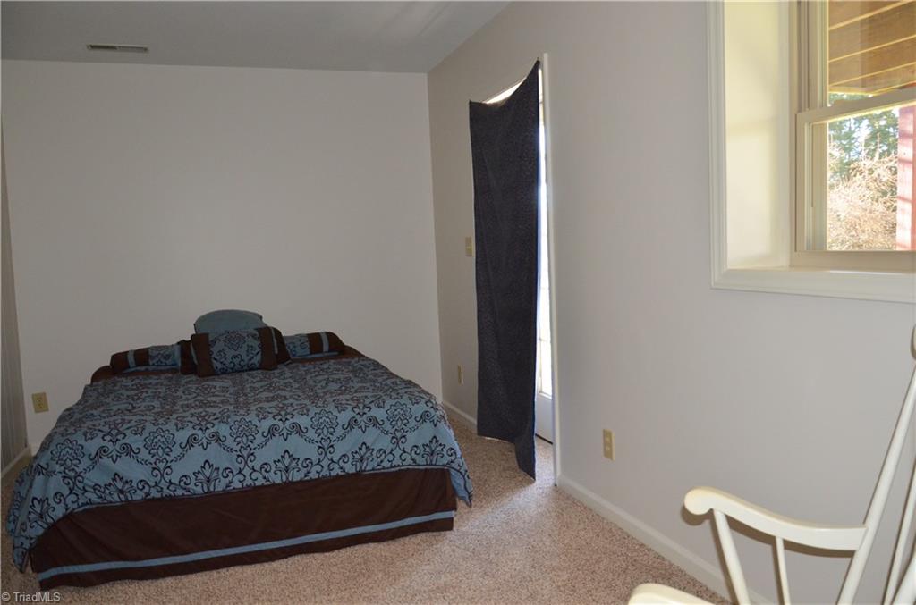 1271 Chester Road Winston-Salem, NC 27104 - Photo 20 of 30 Gallery Image 20