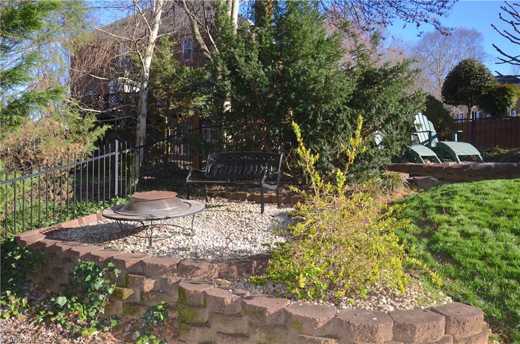 1271 Chester Road Winston-Salem, NC 27104 - Photo 27 of 30 Gallery Image 27