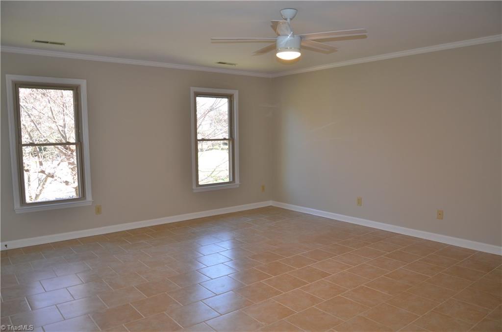 1271 Chester Road Winston-Salem, NC 27104 - Photo 9 of 30 Gallery Image 9