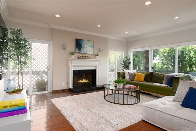 $975,000 | 1870 Kelton Avenue, Unit 103, Los Angeles, CA 90025
