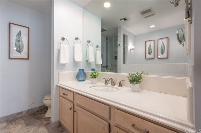 $975,000 | 1870 Kelton Avenue, Unit 103, Los Angeles, CA 90025