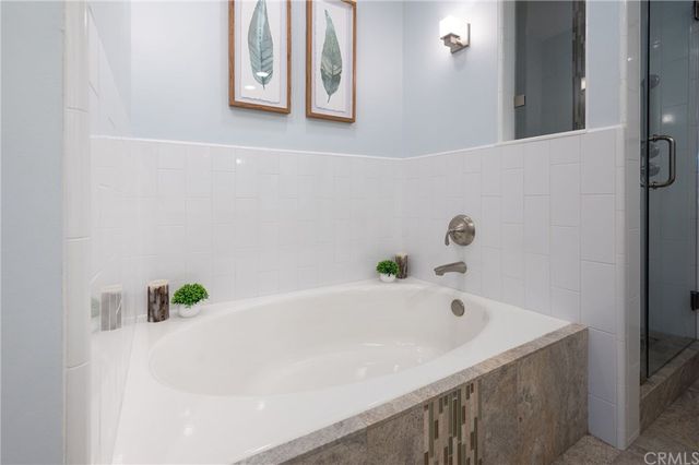 $975,000 | 1870 Kelton Avenue, Unit 103, Los Angeles, CA 90025