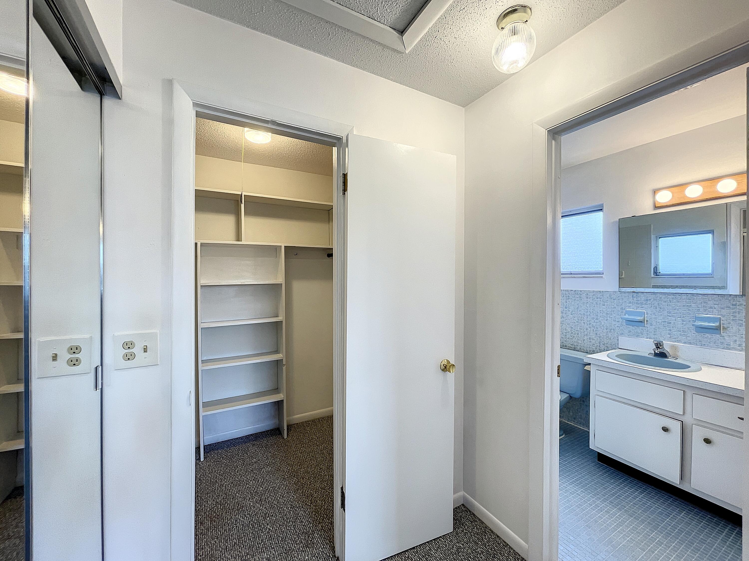 265 Inlet Avenue Merritt Island, FL 32953 - Photo 17 of 38 Master Bedroom