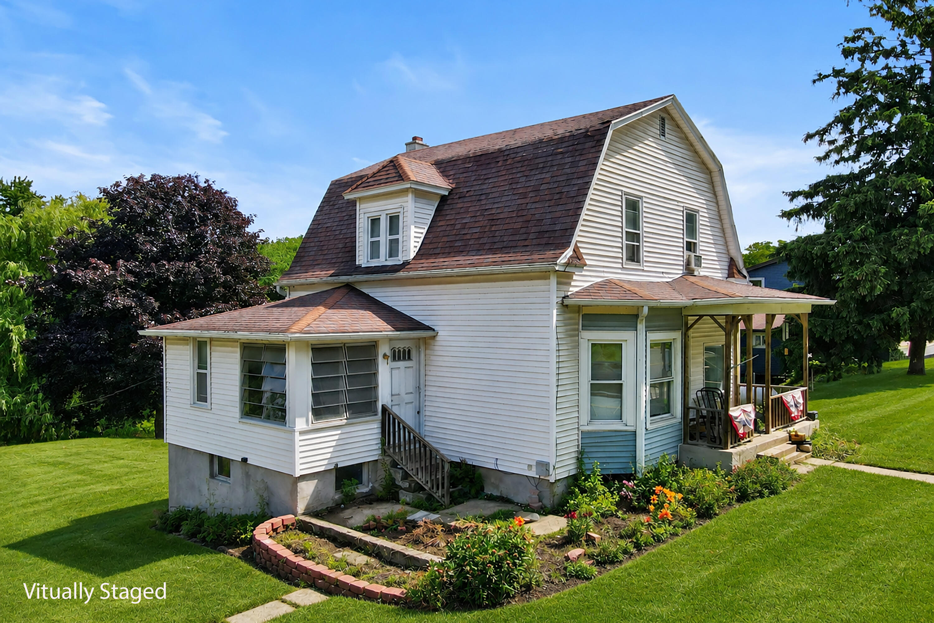1367 East Riverside Drive Ionia, MI 48846 - Photo 2 of 46 Laura Hayden - 1367 Riverside Drive (46)
