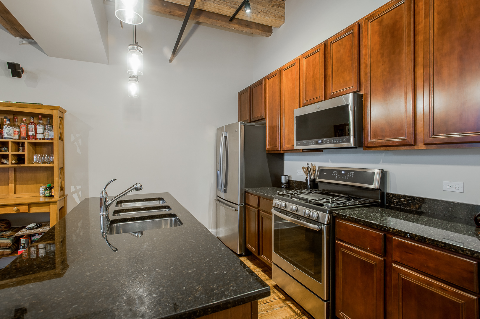 106 North Aberdeen Street, Unit PH4 Chicago, IL 60607 - Photo 3 of 21