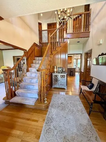 $664,000 | 2818 Big Sur Drive, Lewis Center, OH 43035