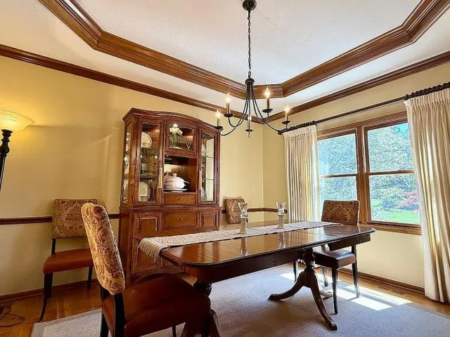 $664,000 | 2818 Big Sur Drive, Lewis Center, OH 43035