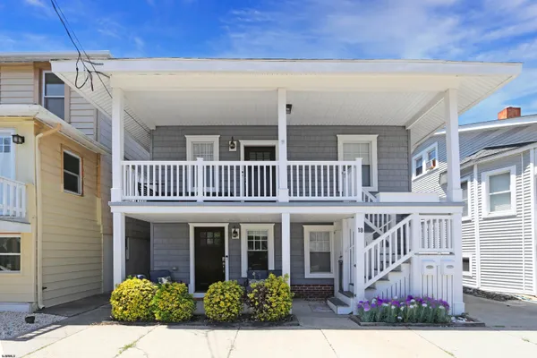 $1,800 | 18 North Newark Avenue, Unit LOWR, Ventnor City, NJ 08406