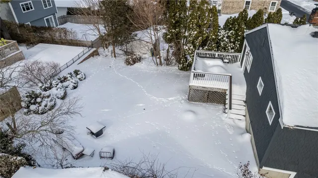 $585,000 | 102 Easton Avenue, Portsmouth, RI 02871