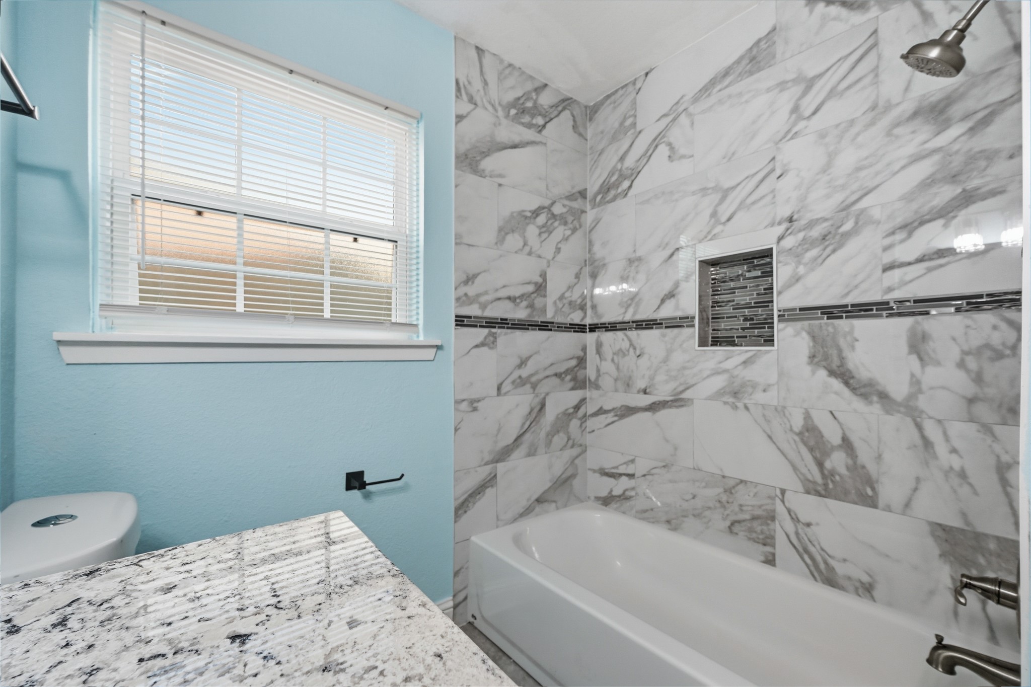 642 Arvana Street Houston, TX 77034 - Photo 14 of 38