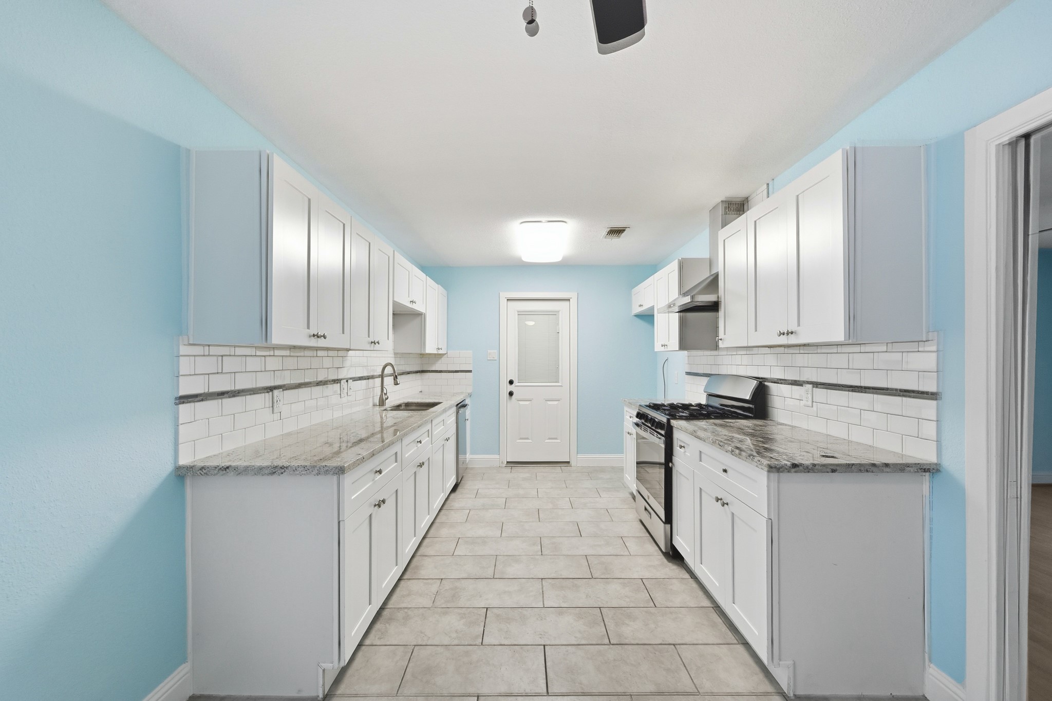 642 Arvana Street Houston, TX 77034 - Photo 20 of 38