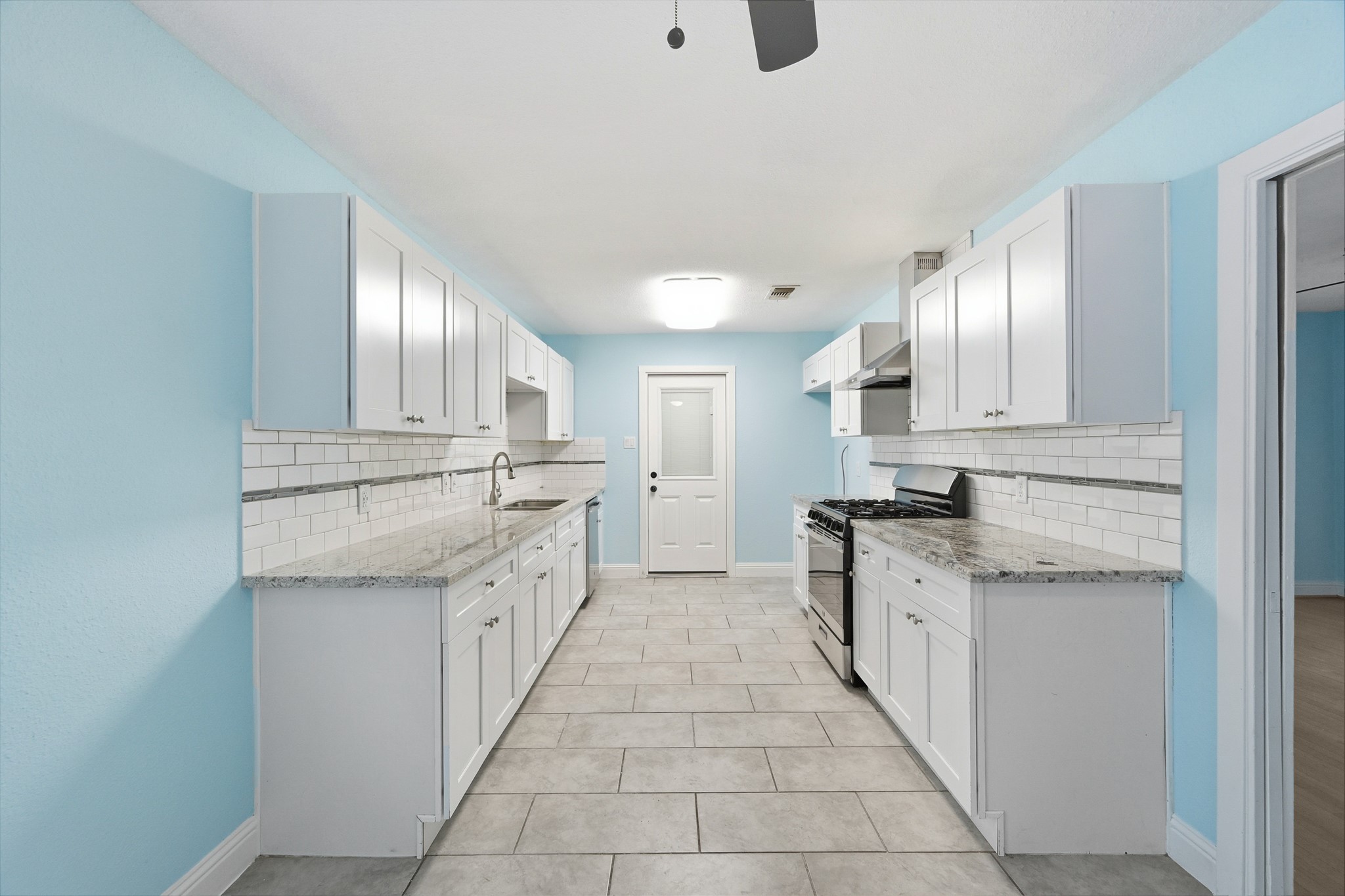 642 Arvana Street Houston, TX 77034 - Photo 21 of 38