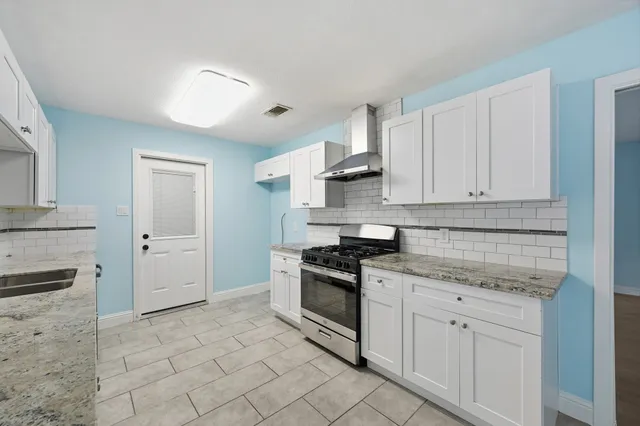 $239,000 | 642 Arvana Street, Houston, TX 77034