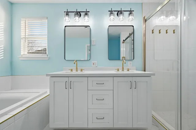 $239,000 | 642 Arvana Street, Houston, TX 77034