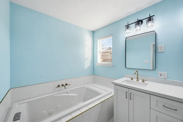 $239,000 | 642 Arvana Street, Houston, TX 77034