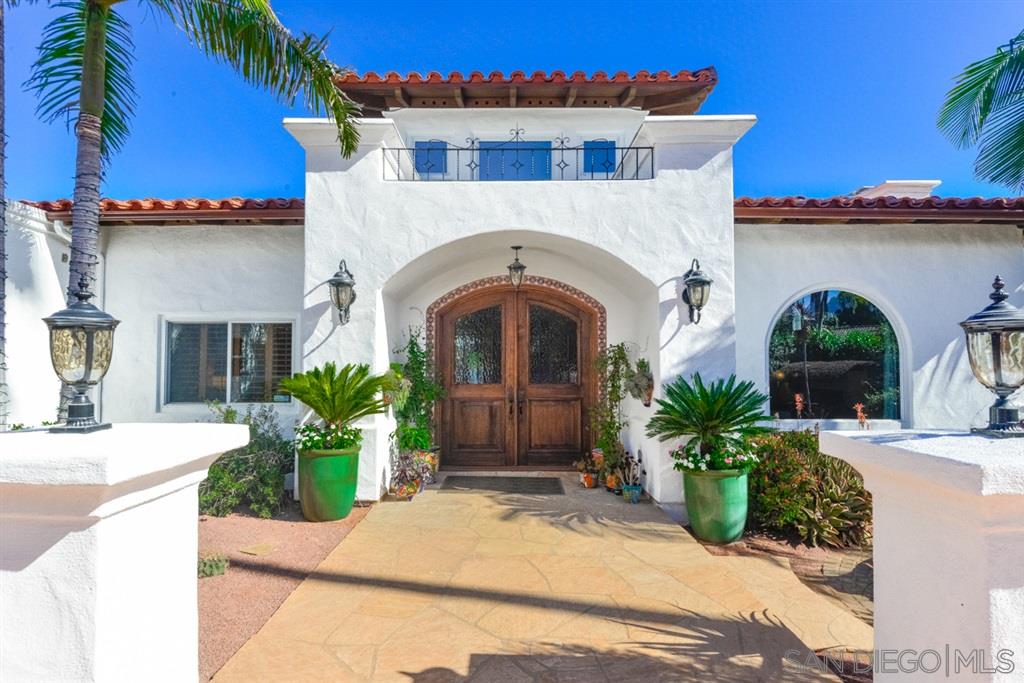 4902 Toyoff Way San Diego, CA 92115 - Photo 2 of 25