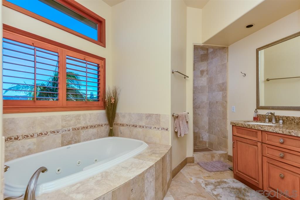 4902 Toyoff Way San Diego, CA 92115 - Photo 13 of 25