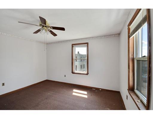 142 Concord Street Lowell, MA 01852 - Photo 15 of 27