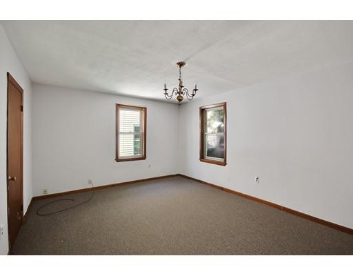 142 Concord Street Lowell, MA 01852 - Photo 18 of 27