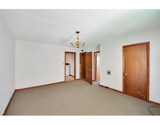 142 Concord Street Lowell, MA 01852 - Photo 20 of 27