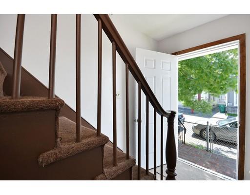 142 Concord Street Lowell, MA 01852 - Photo 3 of 27