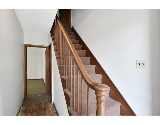 142 Concord Street Lowell, MA 01852 - Photo 4 of 27