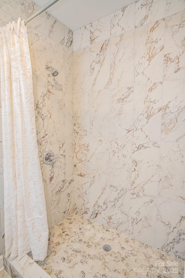 1125 Torrence Circle Davidson, NC 28036 - Photo 17 of 41 a bathroom with a shower