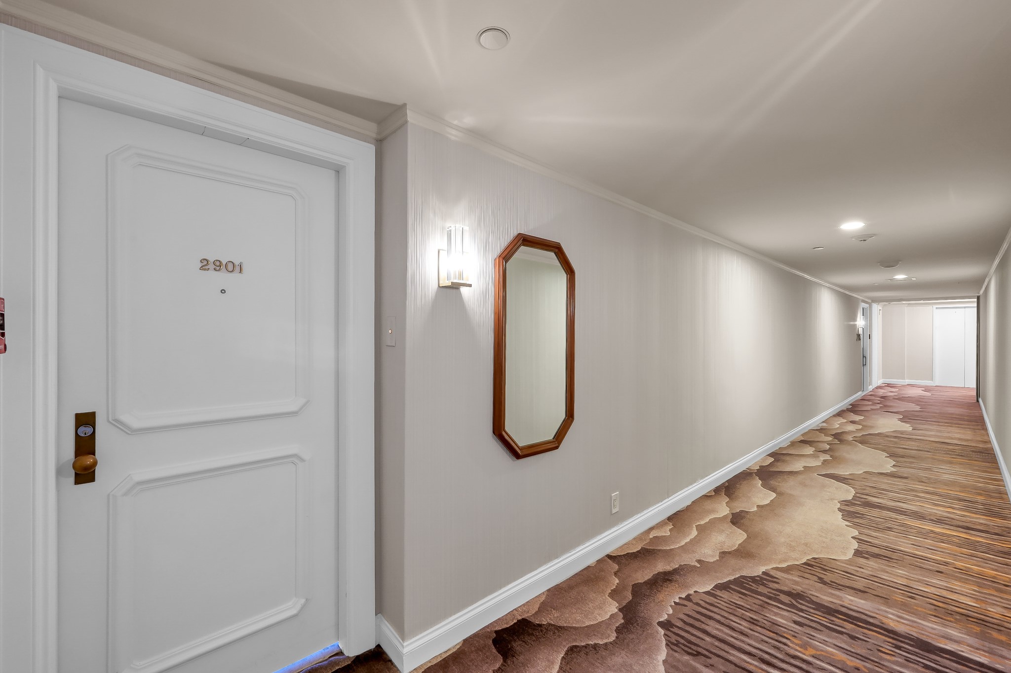 1111 Caroline Street, Unit 2901 Houston, TX 77010 - Photo 7 of 46 a view of a hallway with entryway