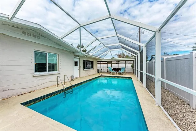 $439,000 | 3013 Yarmouth Drive West, Bradenton, FL 34205