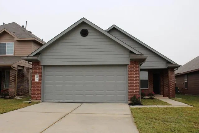 $1,825 | 5614 Latta Plantation Drive, Katy, TX 77449