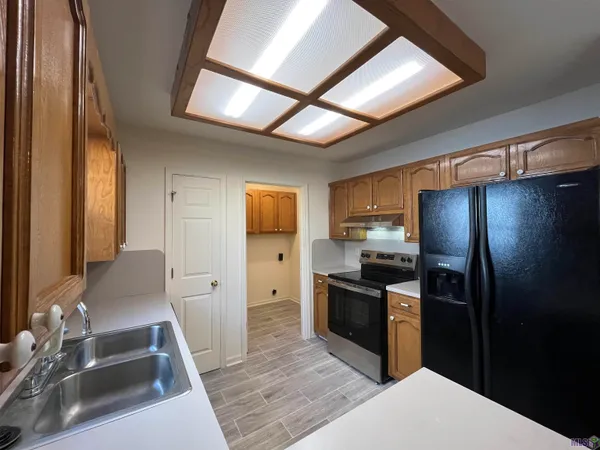 $1,650 | 15588 Springwood Avenue, Baton Rouge, LA 70817