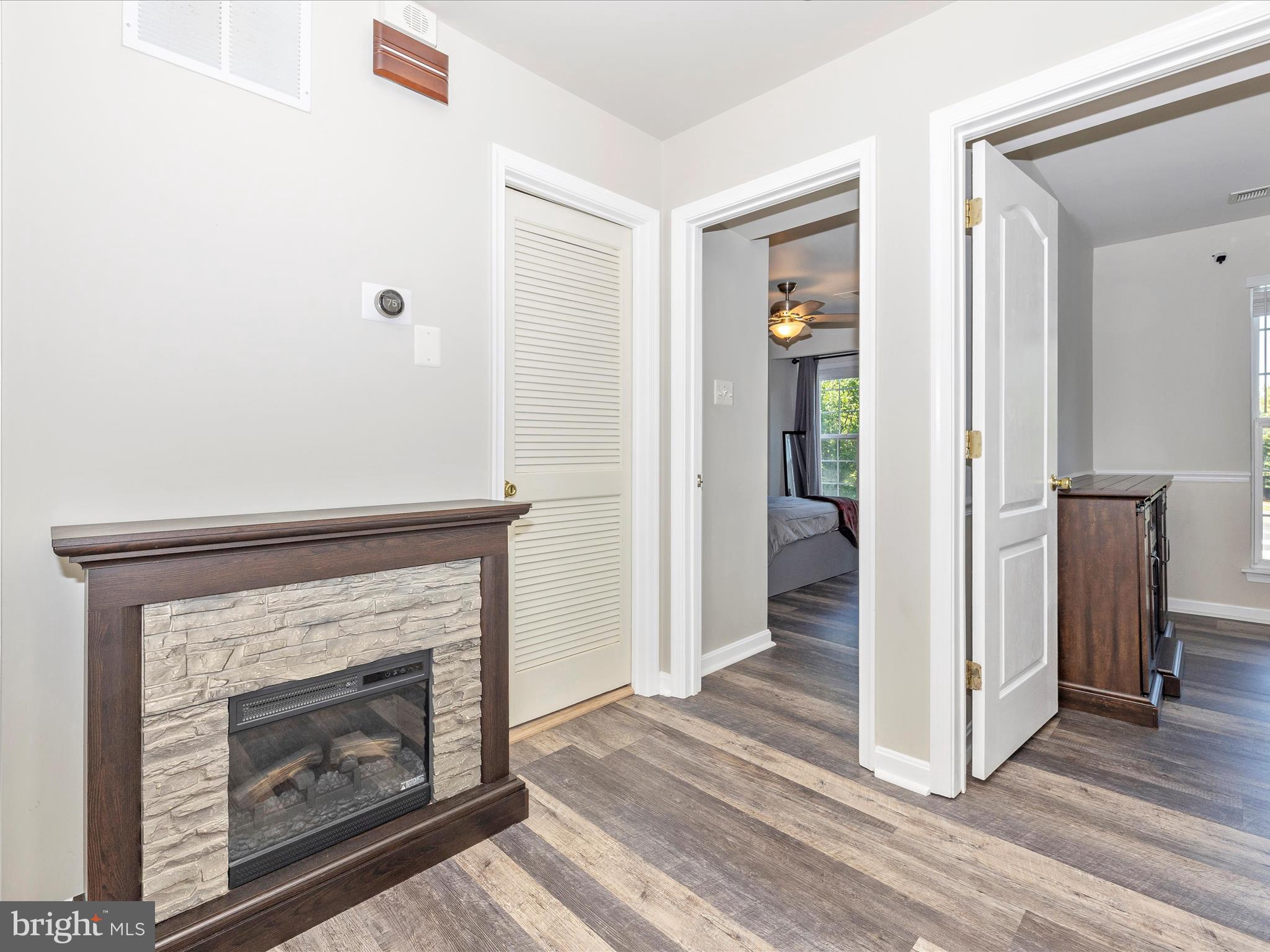 107 Swallow Pointe Court Frederick, MD 21702 - Photo 30 of 62 Hallway