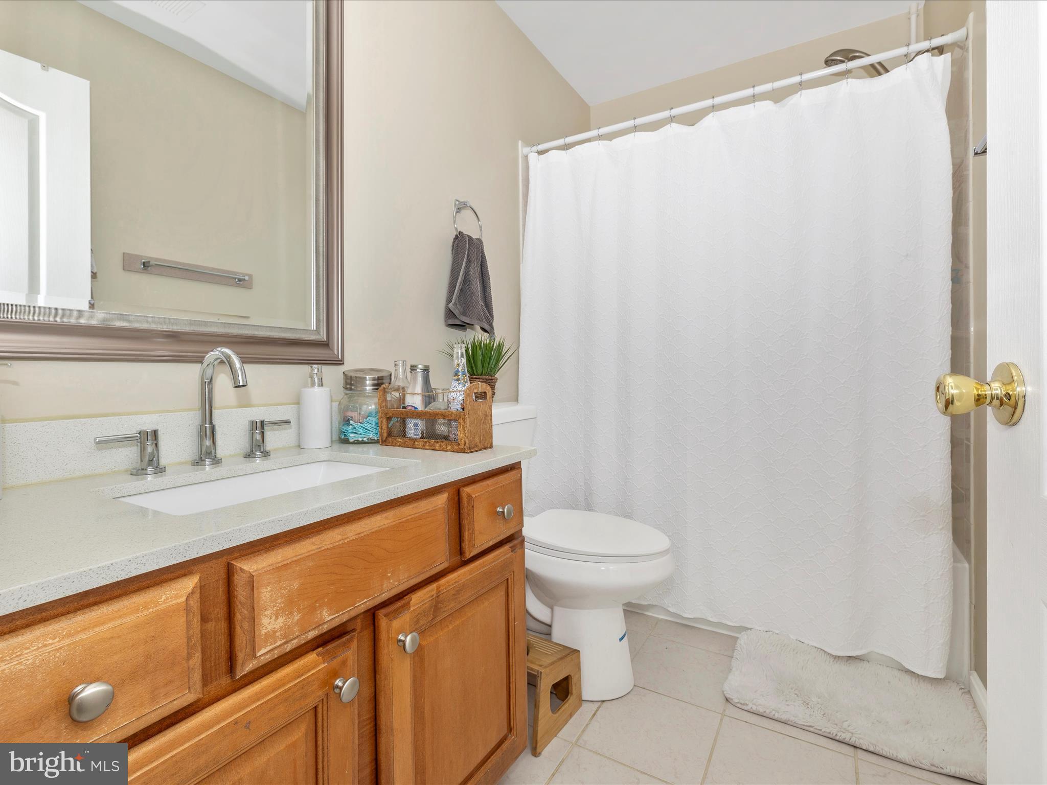 107 Swallow Pointe Court Frederick, MD 21702 - Photo 37 of 62 Bathroom 2