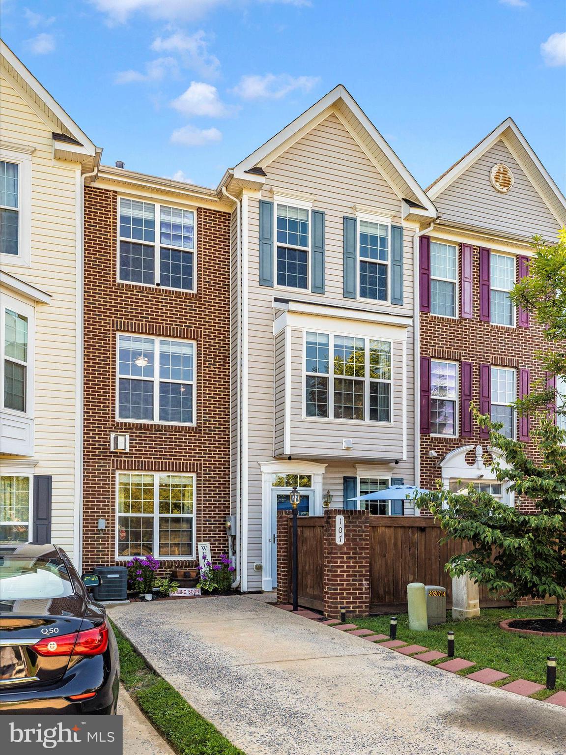 107 Swallow Pointe Court Frederick, MD 21702 - Photo 40 of 62 Exterior Front