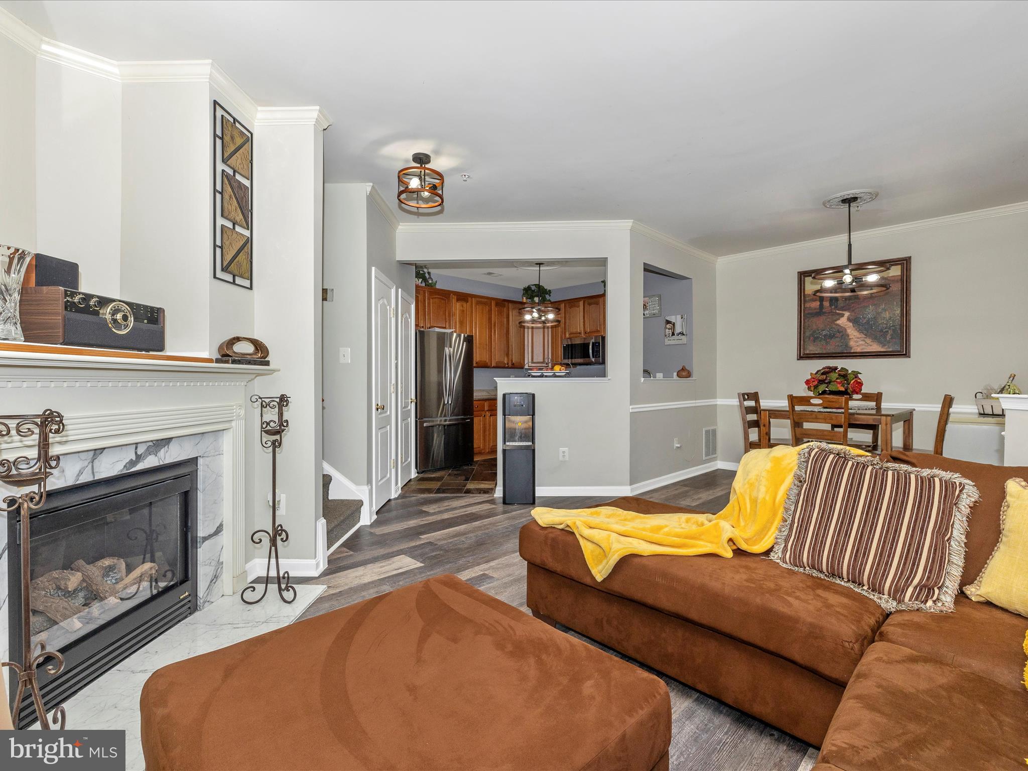 107 Swallow Pointe Court Frederick, MD 21702 - Photo 7 of 62 Living Area