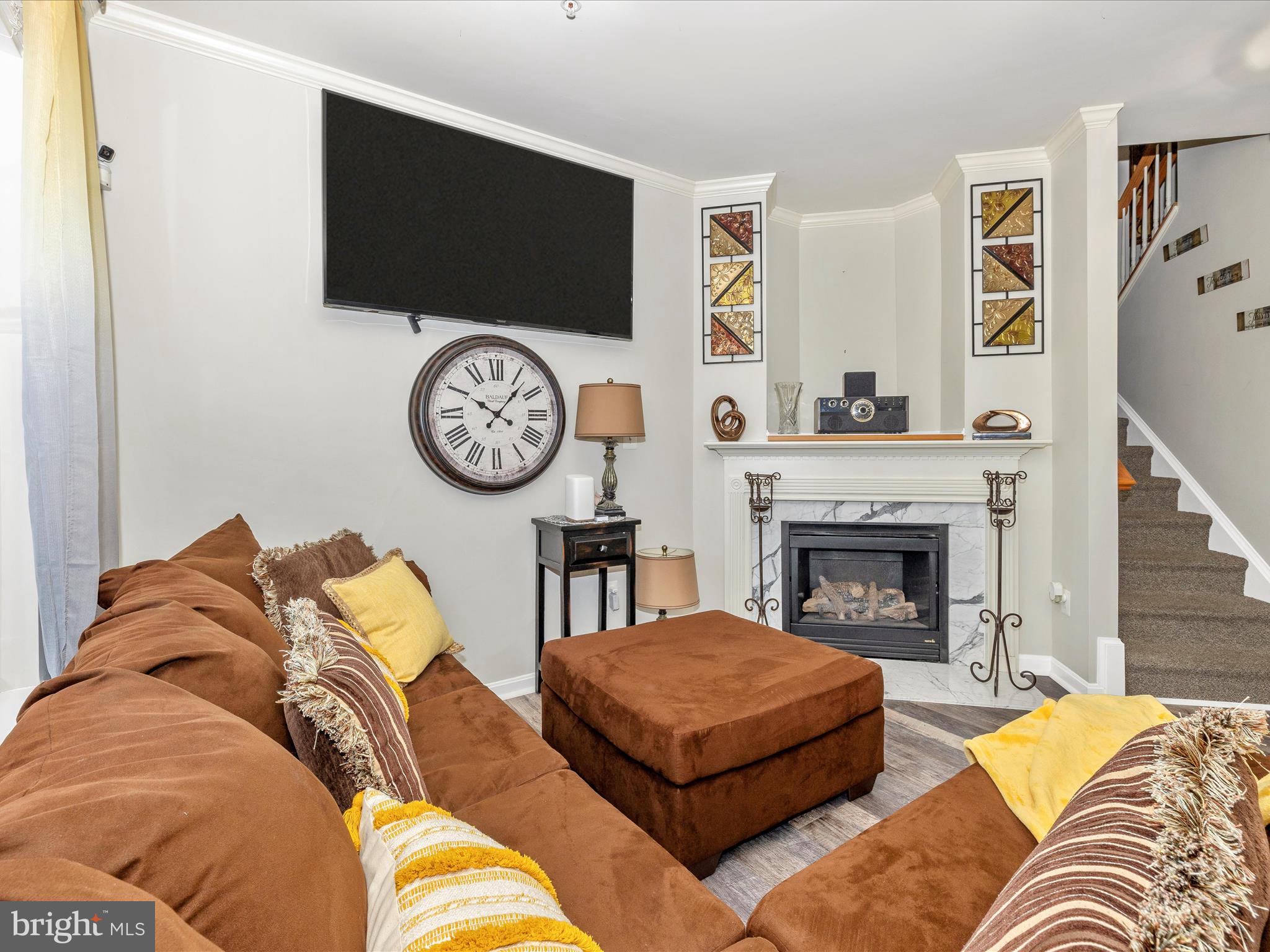 107 Swallow Pointe Court Frederick, MD 21702 - Photo 8 of 62 Living Area