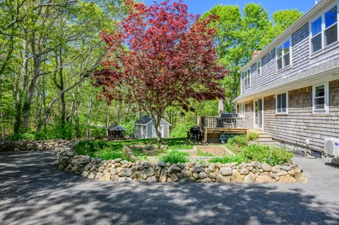 $995,000 | 284 Braggs Lane, Barnstable, MA 02630