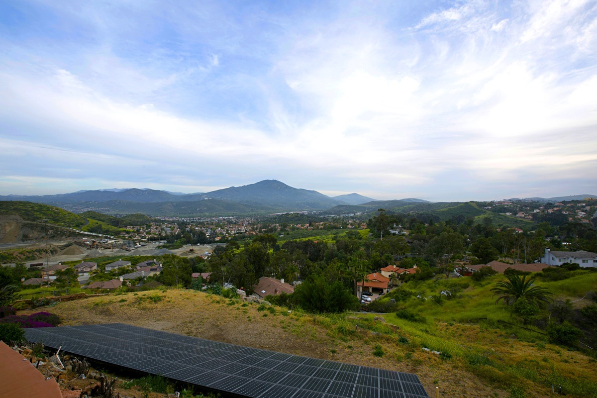 1775 Navaja Road El Cajon, CA 92020 - Photo 7 of 25